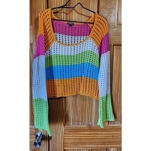 Knit crop sweater size large